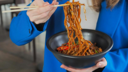 吃饭快VS吃饭慢，身体有啥区别？