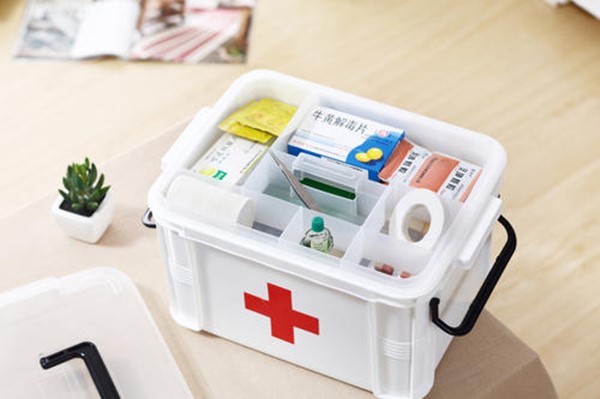 家庭药箱该如何合理购置和储存常用药物