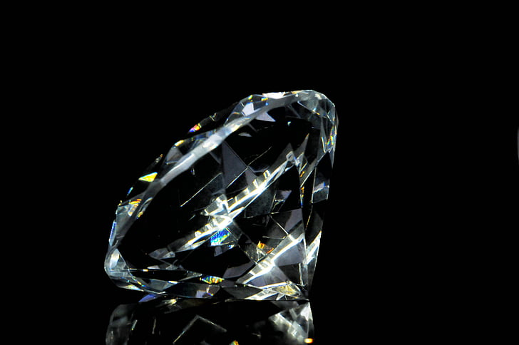 钻石真是“自己切自己”吗？