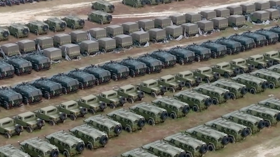 中国如何成为首个新能源汽车年度达产1000万辆国家？