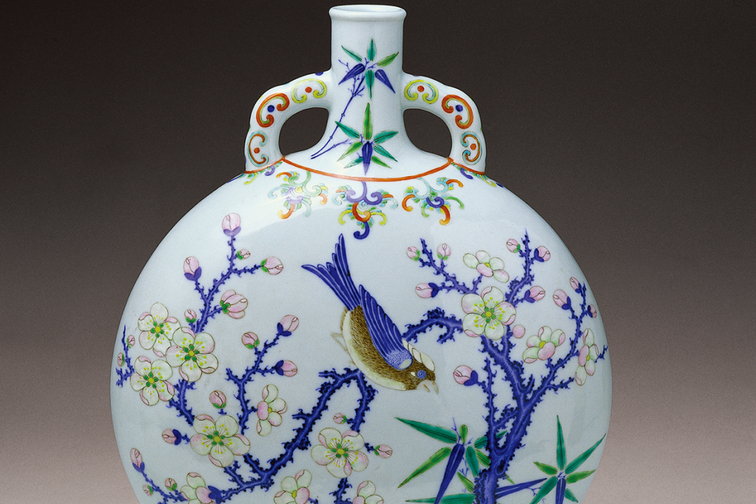 春意渐浓 邀你共赏满瓶“春色”