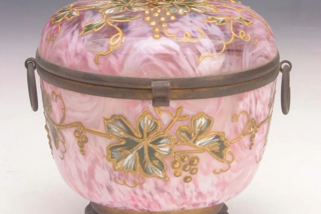 自带“春日滤镜”的粉色胭脂盒，颜值爆表！