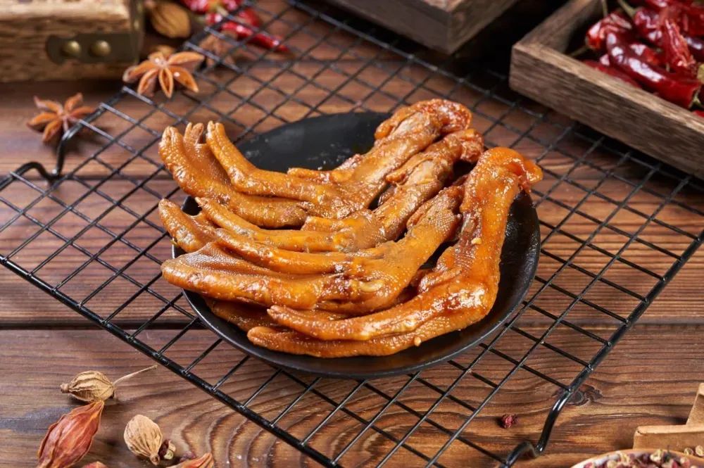苦瓜真能成为糖尿病患者的饮食“救星”吗？真相可能让糖友失望了。