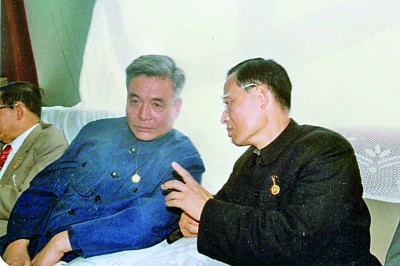 “这份建议书比你我的命都重要”