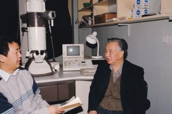 “124”的最后一盏灯｜翟中和