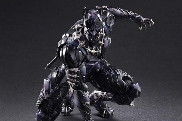 《黑豹》可动手办售价 酷炫铠甲不输“蝙蝠侠”