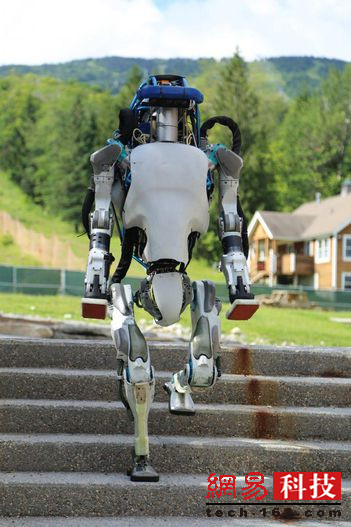 揭秘波士顿动力公司机器人家族 神奇到逆天