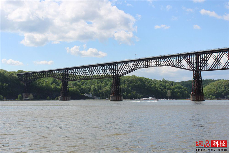 photo%2F0009%2F2018-11-13%2FE0GI6KQQ0AI20009NOS