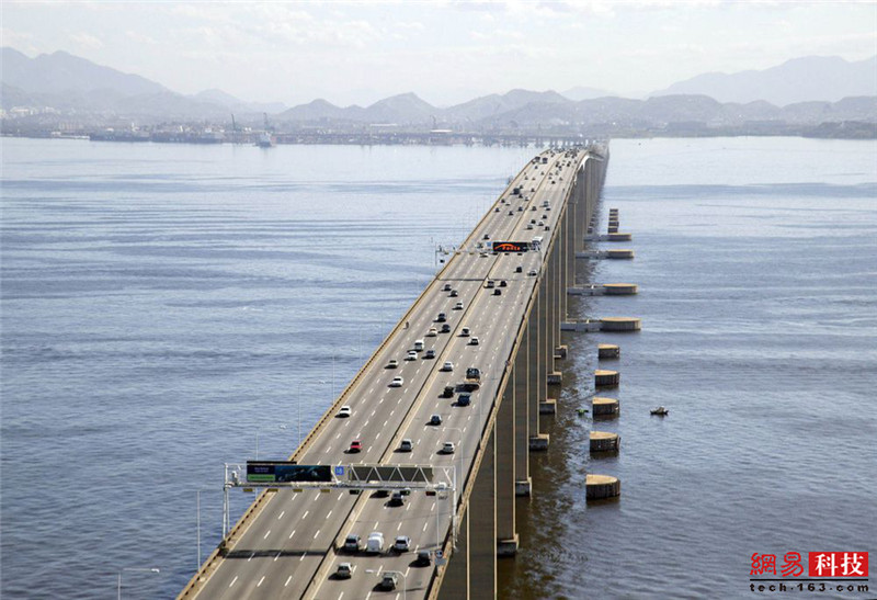 photo%2F0009%2F2018-11-13%2FE0GI6KQO0AI20009NOS