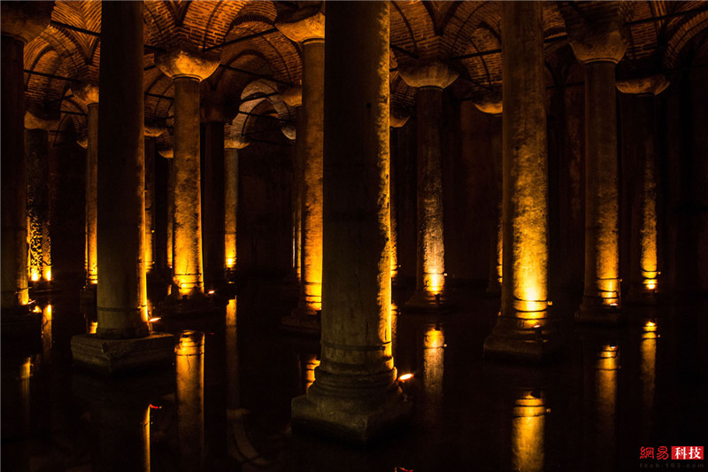 photo%2F0009%2F2019-01-21%2FE61EUUN60AI20009NOS