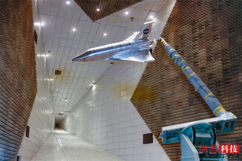 photo%2F0009%2F2019-02-27%2FE92ESISK0AI20009NOS