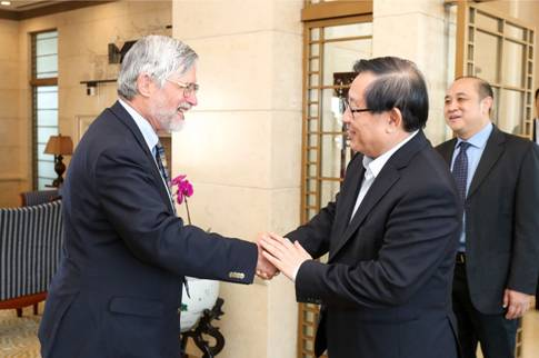Wan Gang meets with former US president advisor
