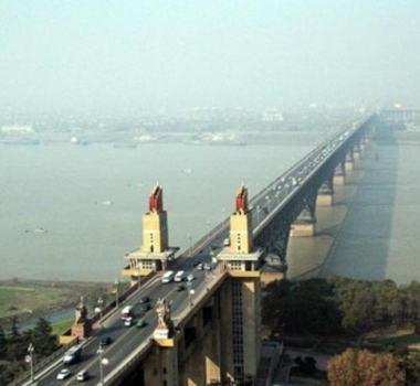 1968年：江南、江北连成一线，南京大桥建成通车