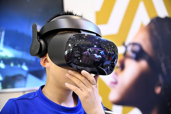 Smart economy fledging in China as AI empowers industries, individuals