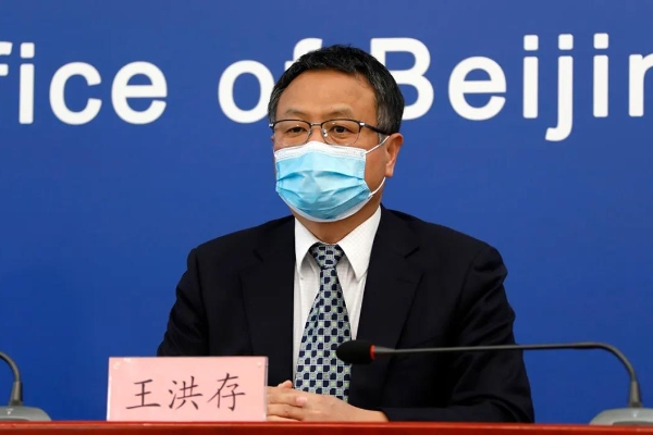 北京蔬菜、猪肉等生活必需品市场货源充足，供应稳定