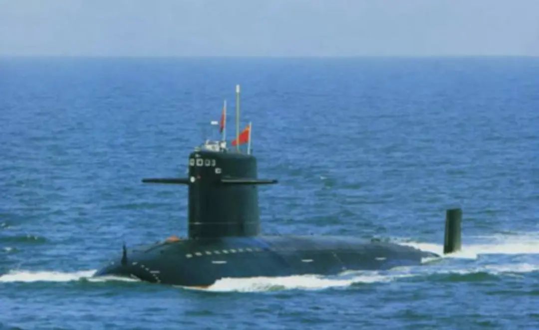 中国"长征一号"核潜艇从1958年组建团队,到1970年中国第一艘核潜艇