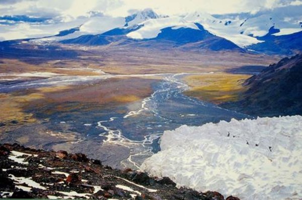 青藏高原湖泊一年蒸发掉3570个西湖，科学家是怎样计算的