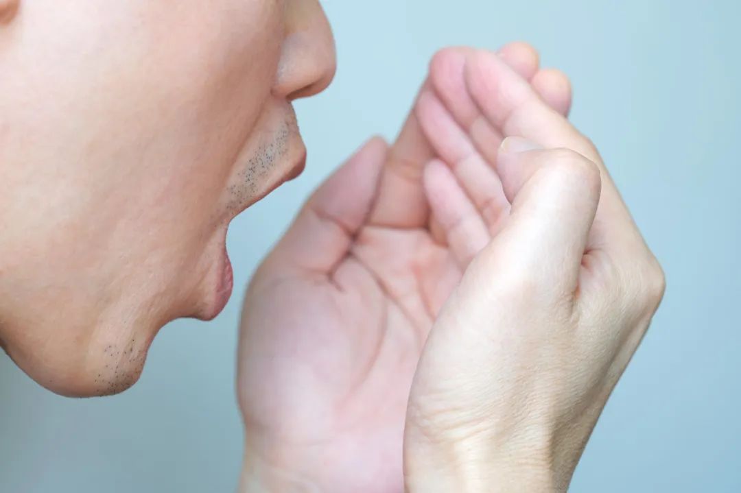 一张嘴就尴尬？你的口臭可能来自这里......第 2 个很多人中招！