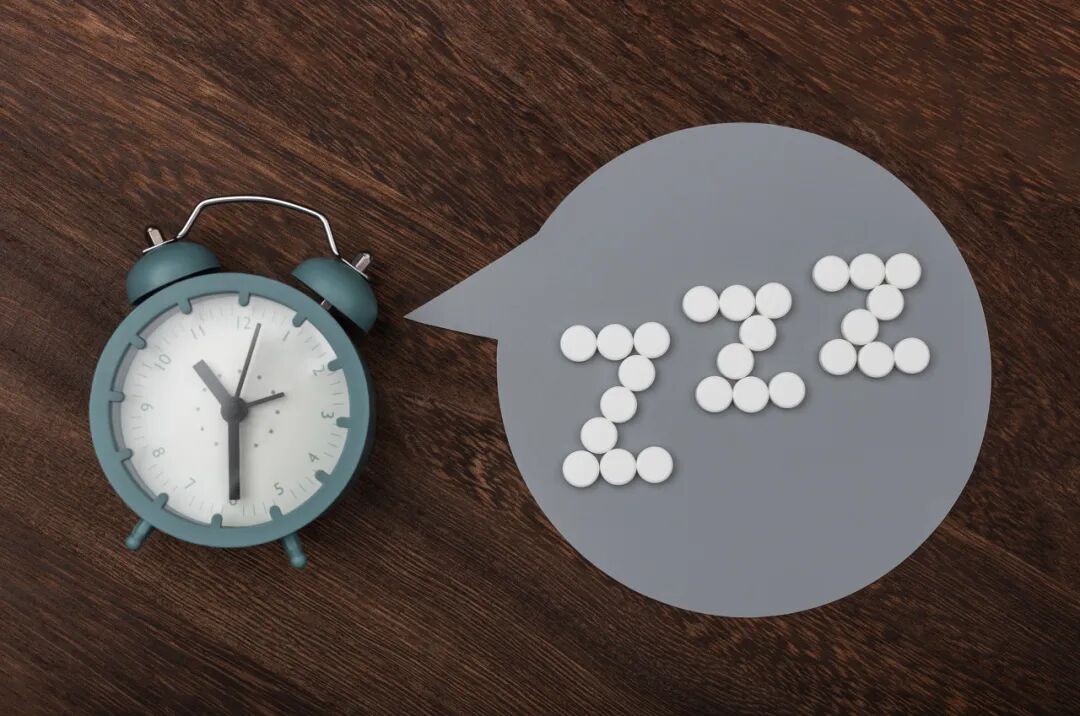 旅游很开心，为何还会失眠？6个措施来解决→