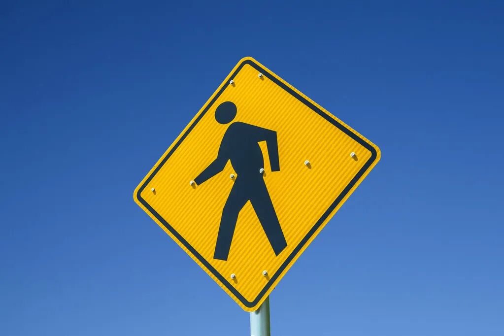 走路出现这5种「步态」，提示你血管堵了